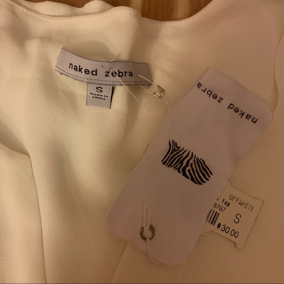 Sleeveless Chiffon Blouse - Picture 6 of 6